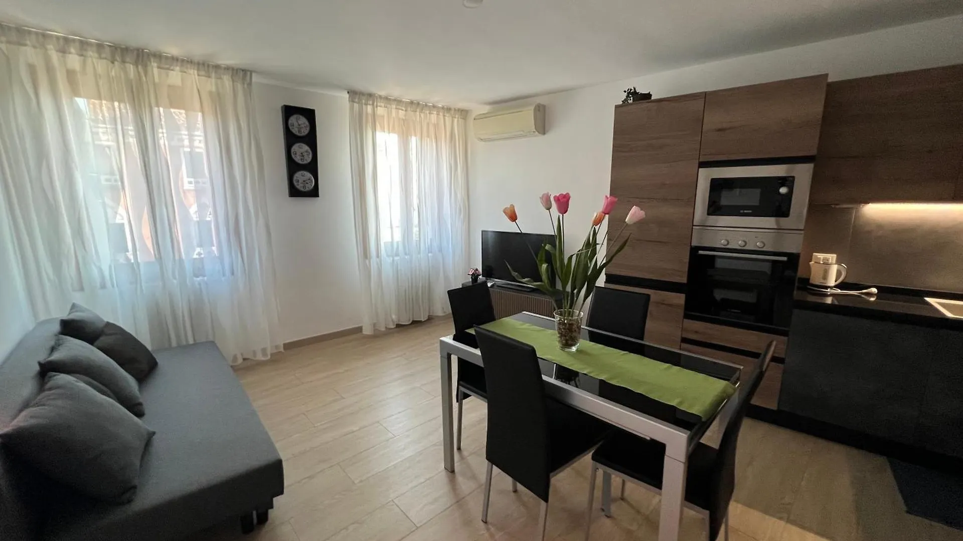 Elda House Venice 0*,  Italy